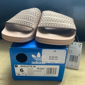 NWT - ADIDAS Women's Adilette Slides (ASH PEARL)